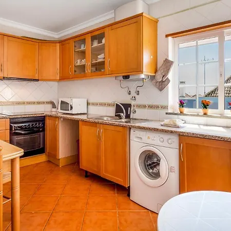 Apartmán Luminous 3bdr W/balcony By Lovelystay