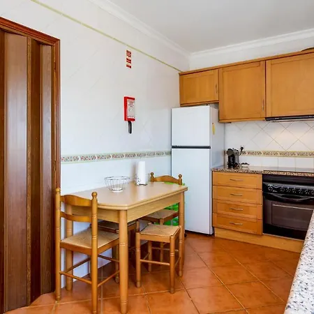 Apartmán Luminous 3bdr W/balcony By Lovelystay