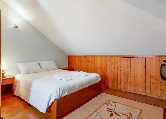 Appartement Luminous 3bdr W/balcony By Lovelystay